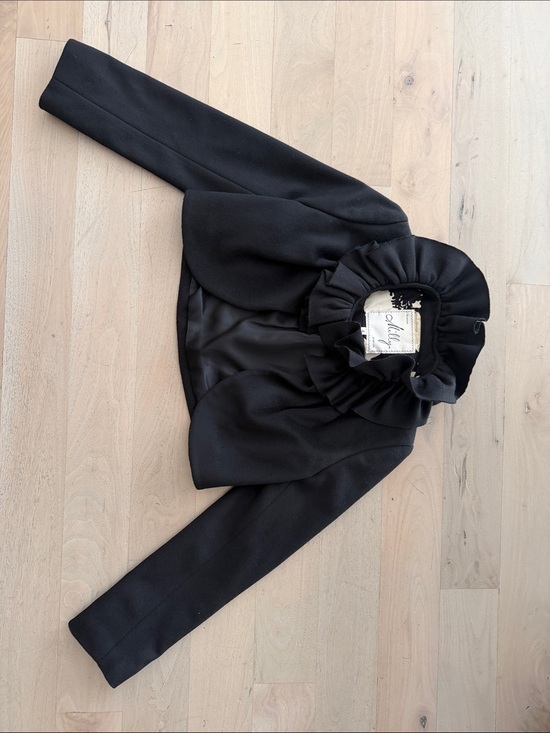 Milly of New York Jackets & Blazers - Milly of New York Black Jacket with Cream and Black Lining